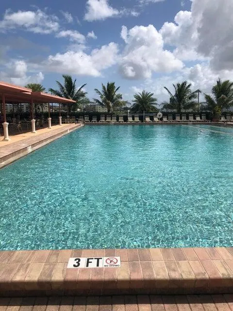 261 Suffolk Unit G, Boca Raton, FL MLS: R11091598
