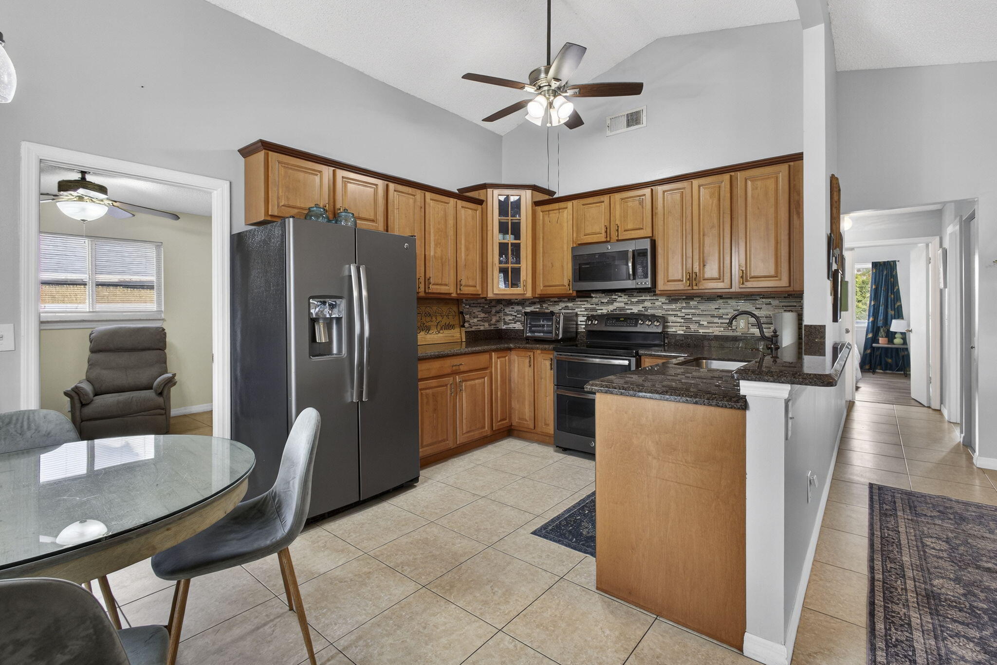 COUNTERPOINT ESTATES 11 - Residential