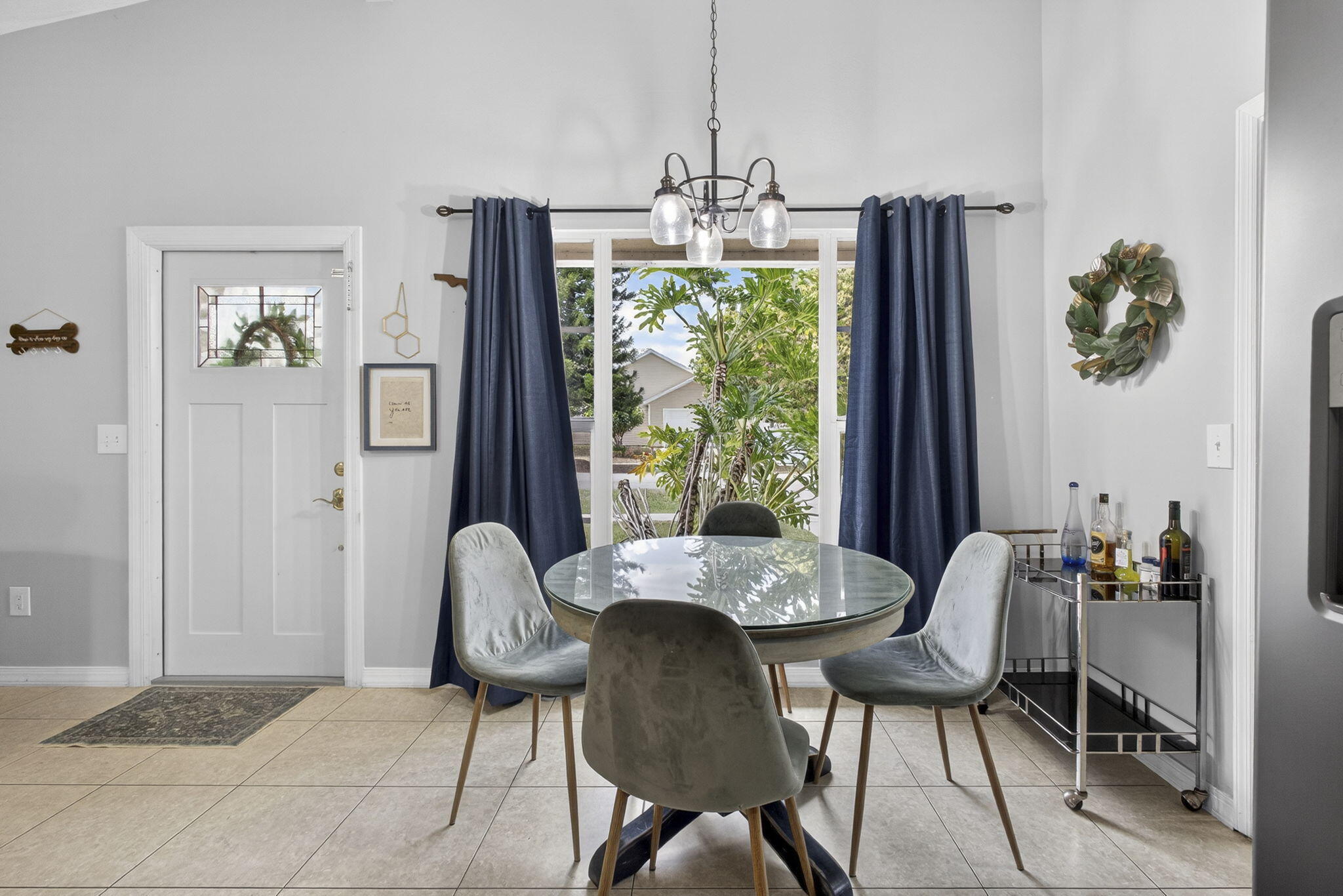 COUNTERPOINT ESTATES 11 - Residential