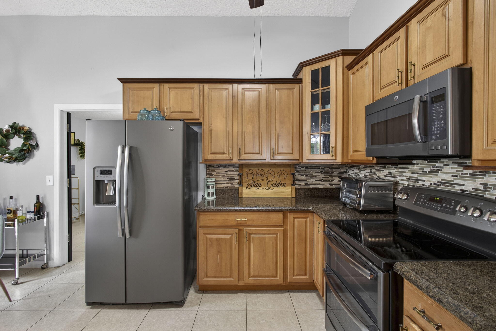 COUNTERPOINT ESTATES 11 - Residential