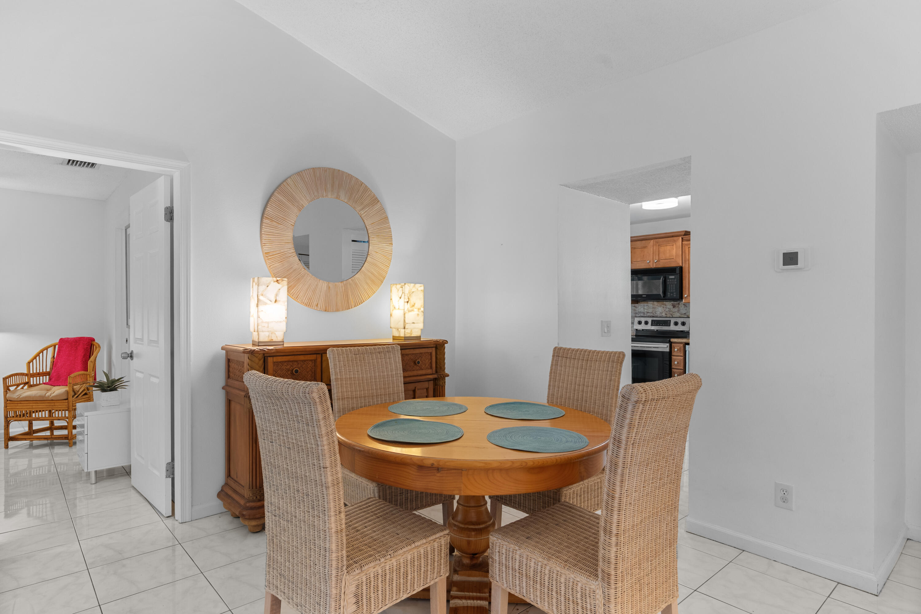 TROPIC ISLE - Residential Lease