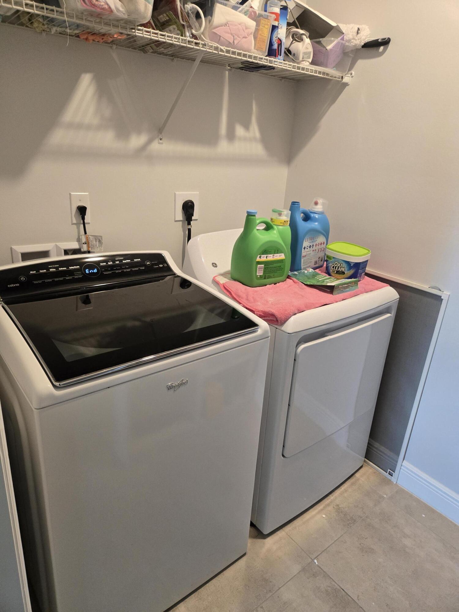 CRYSTAL LAKE 1ST SEC - Residential Lease