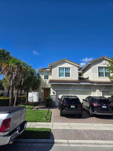 CRYSTAL LAKE 1ST SEC - Residential Lease