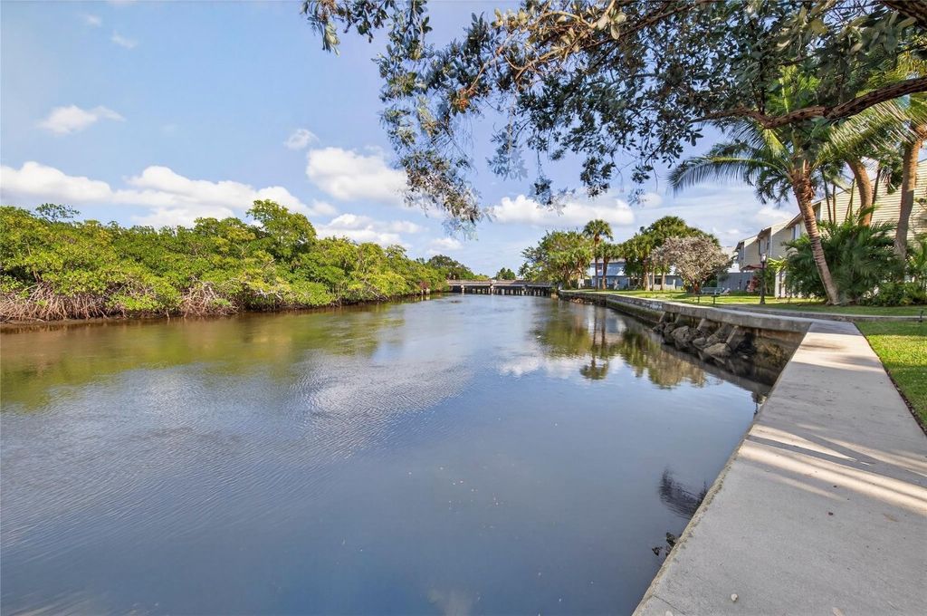 Photo of 1921 NE 15th Avenue, Fort Lauderdale, FL 33305 (MLS # F10541655)