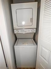 EDGEWATER TOWNHOMES - Residential Lease