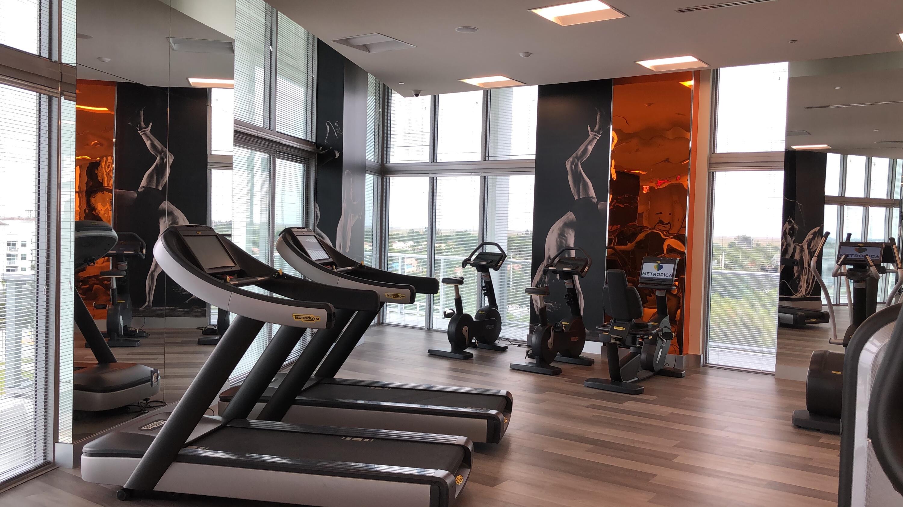 METROPICA NORTH TOWER ONE - Residential