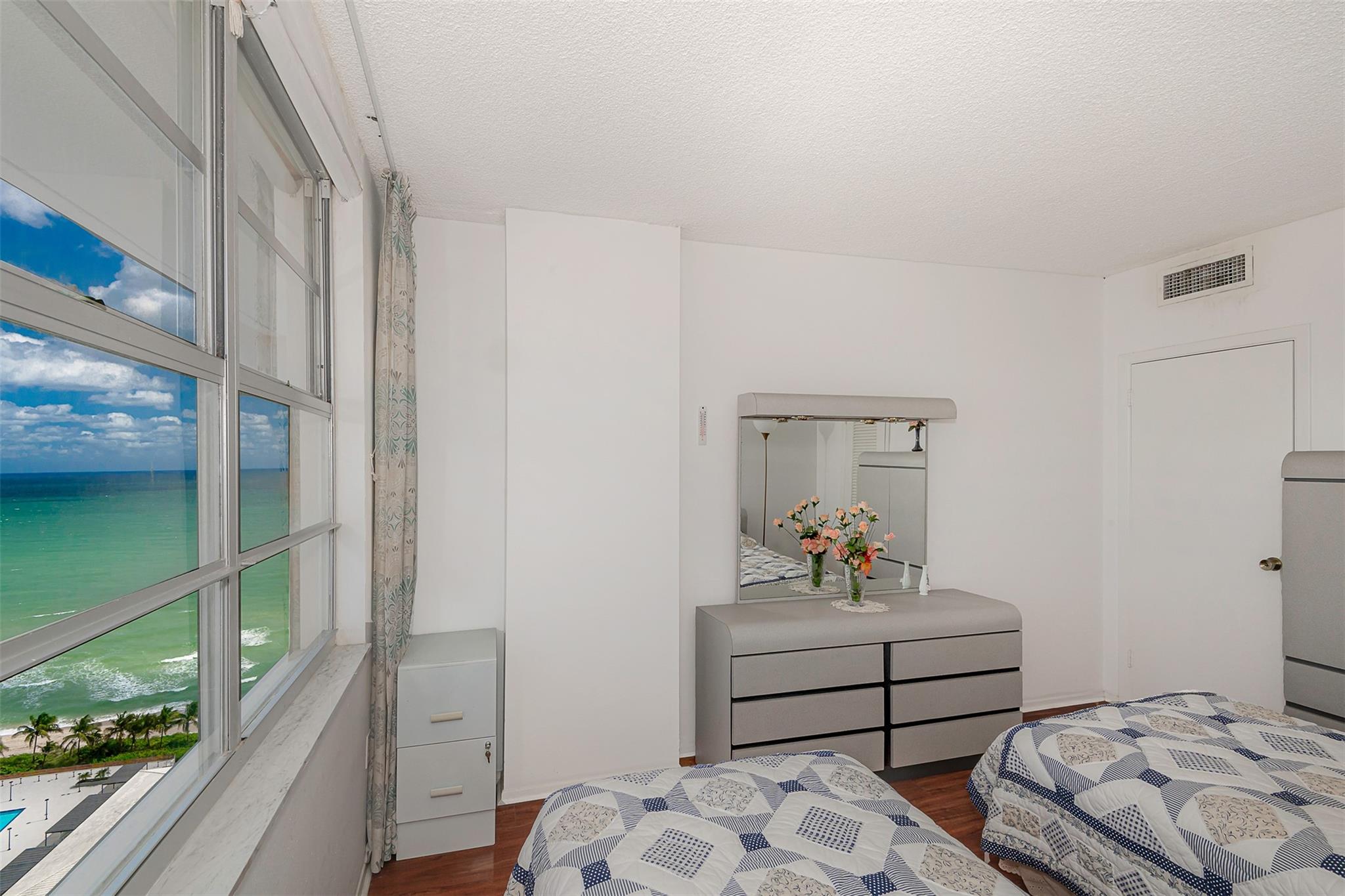 HEMISPHERES CONDO - Residential