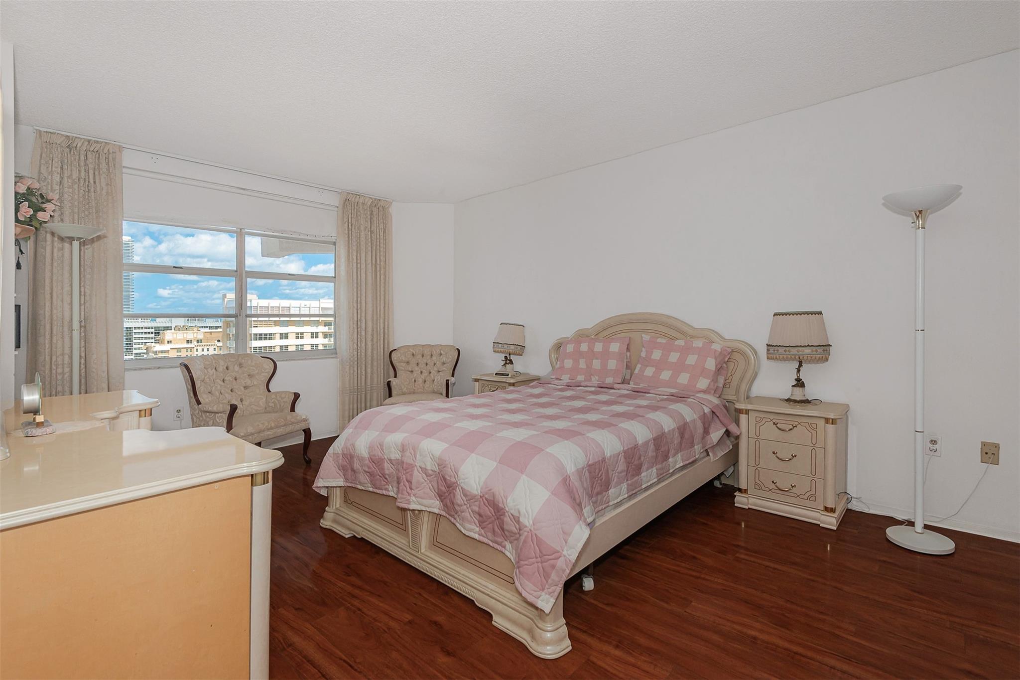 HEMISPHERES CONDO - Residential