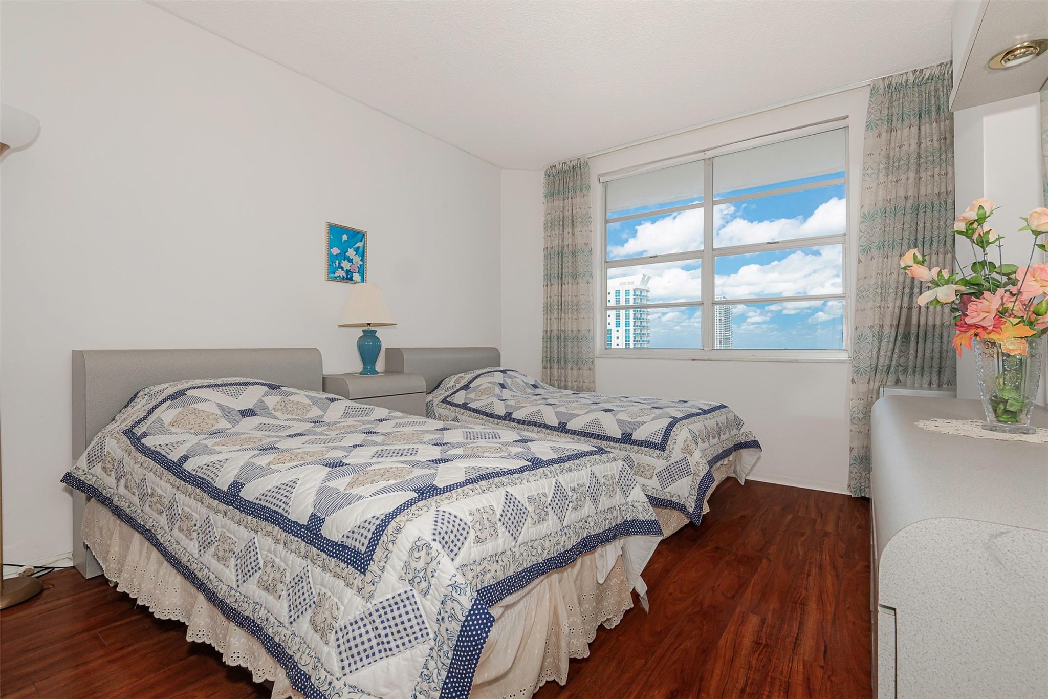 HEMISPHERES CONDO - Residential