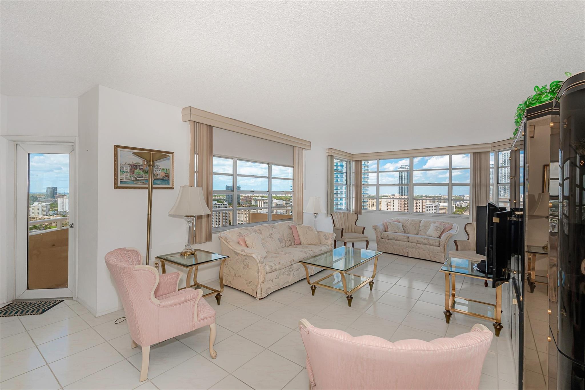 HEMISPHERES CONDO - Residential
