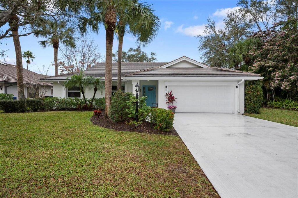 Photo of 5775 Marblewood Court, Jupiter, FL 33458 (MLS # R10959876)