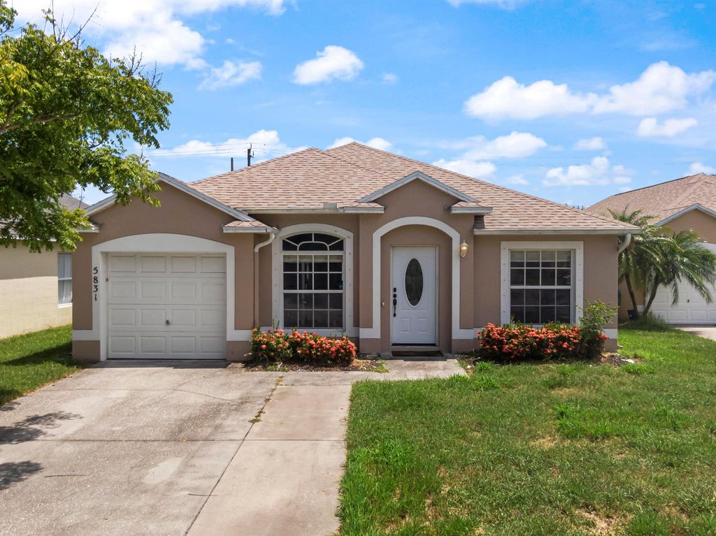 Photo of 5831 22nd Street, Vero Beach, FL 32966 (MLS # R11109403)