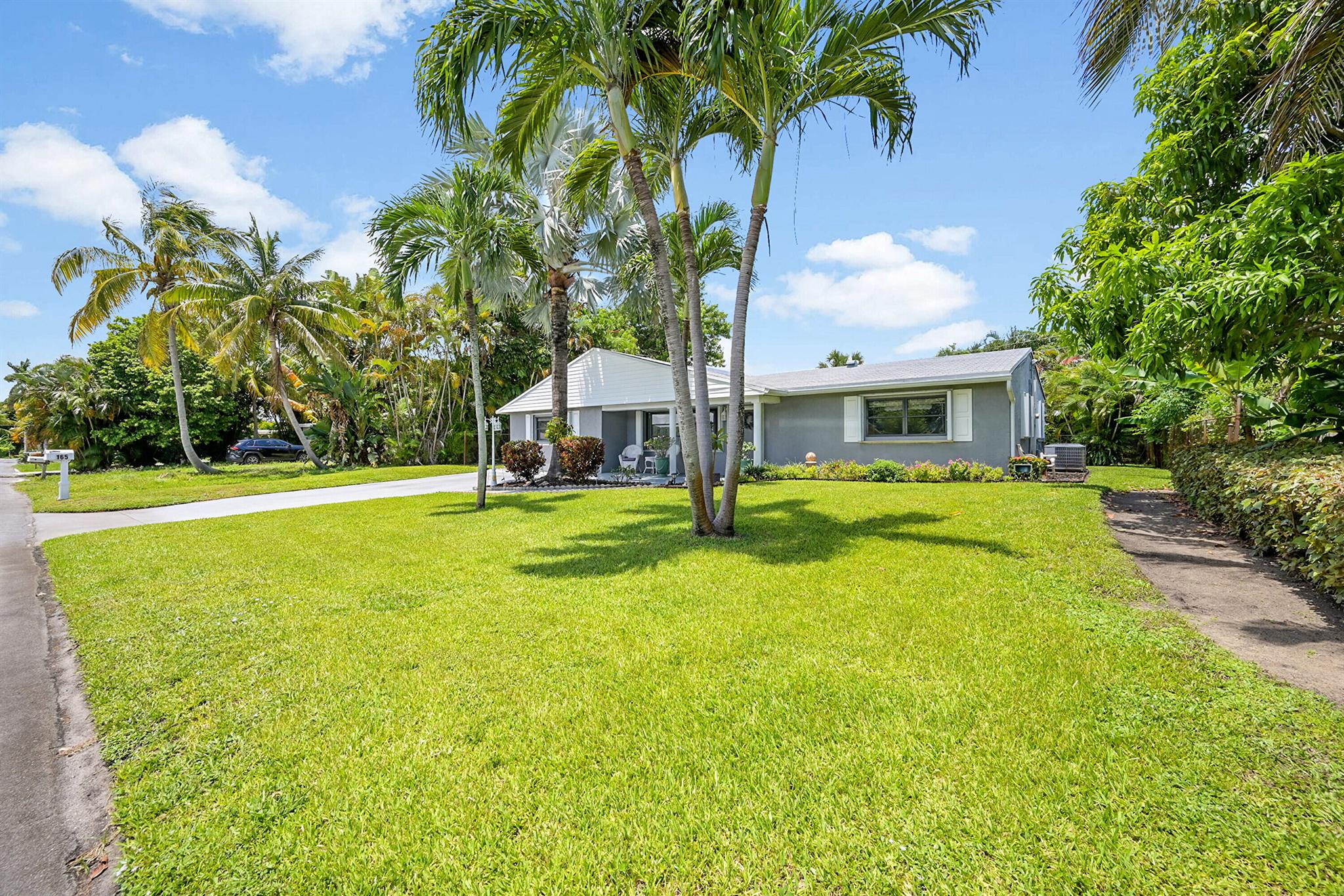 165 SE 29th Avenue