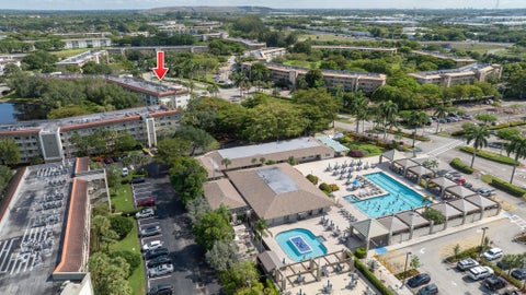Tiny photo for 1503 CAYMAN Way #B1, Coconut Creek, FL 33066 (MLS # B26086670)