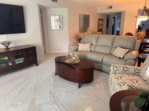 Tiny photo for 1503 CAYMAN Way #B1, Coconut Creek, FL 33066 (MLS # B26086670)