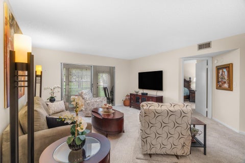 Tiny photo for 1503 CAYMAN Way #B1, Coconut Creek, FL 33066 (MLS # B26086670)