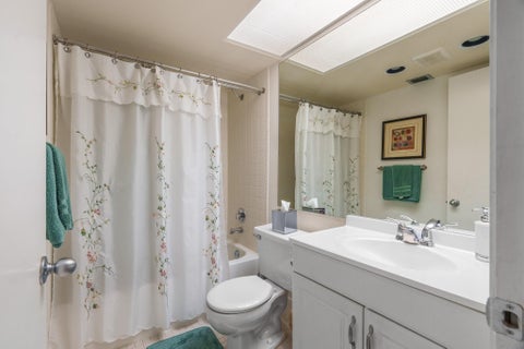 Tiny photo for 1503 CAYMAN Way #B1, Coconut Creek, FL 33066 (MLS # B26086670)