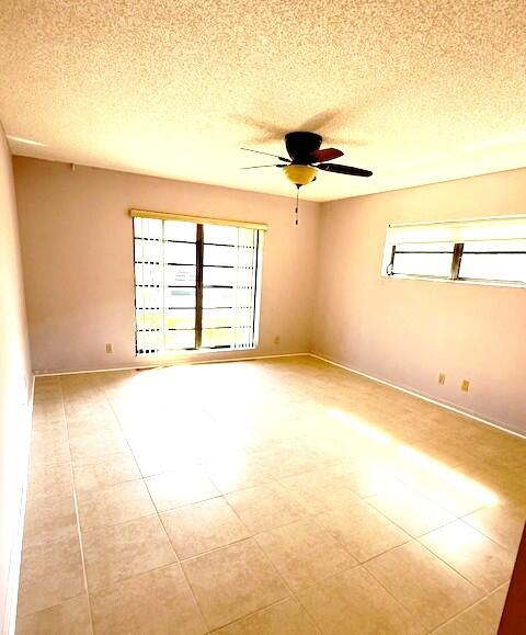 GREENTREE VILLAS CONDO - Residential