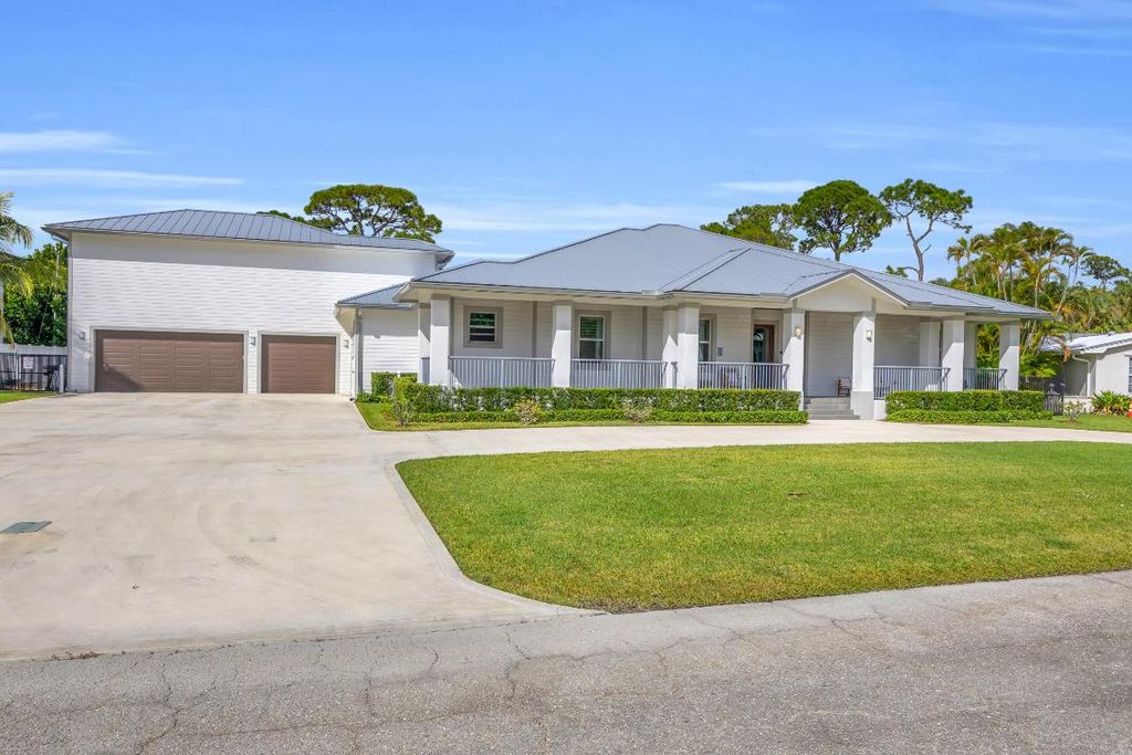 Photo of 5481 Hibiscus Road, Jupiter, FL 33458 (MLS # R11140425)