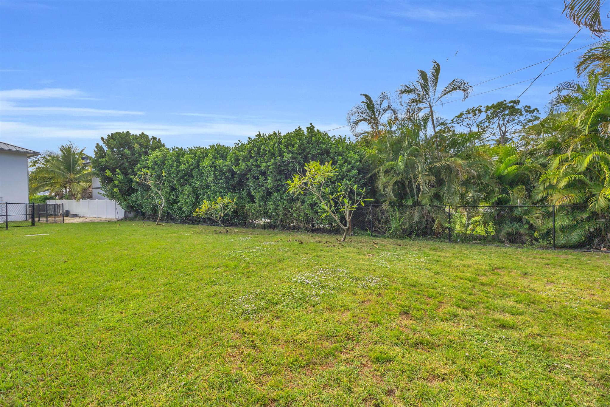 LOXAHATCHEE GARDENS - Residential