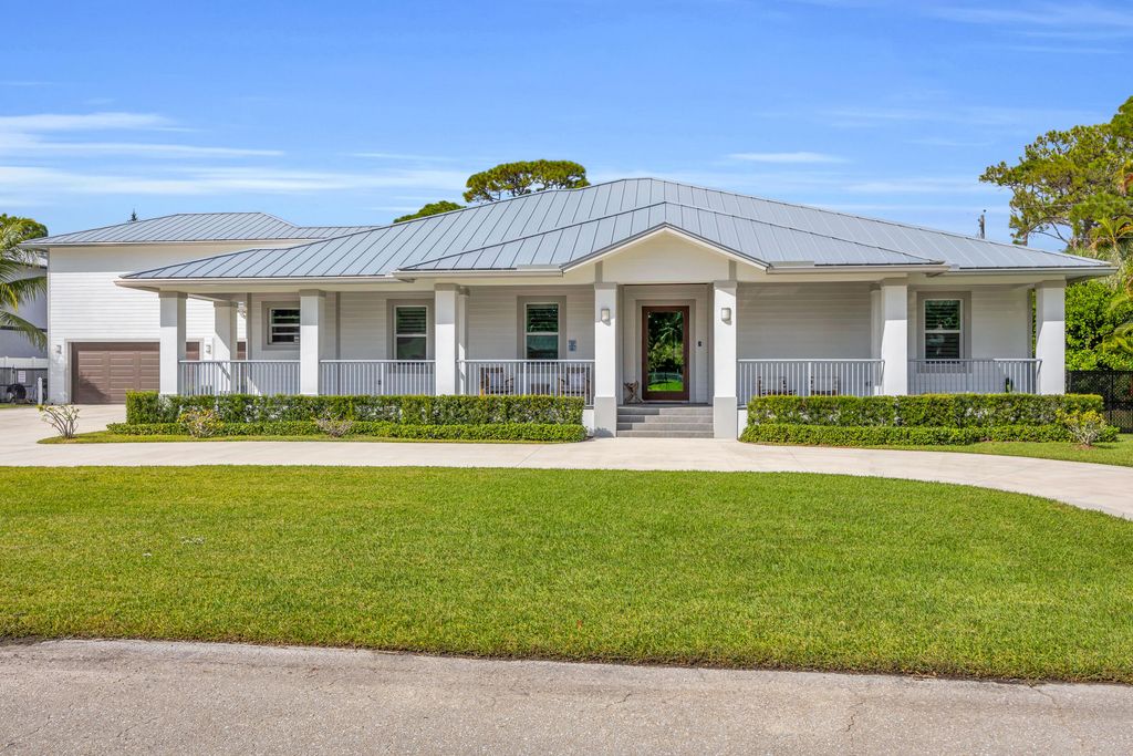 Photo of 5481 Hibiscus Road, Jupiter, FL 33458 (MLS # R11140425)