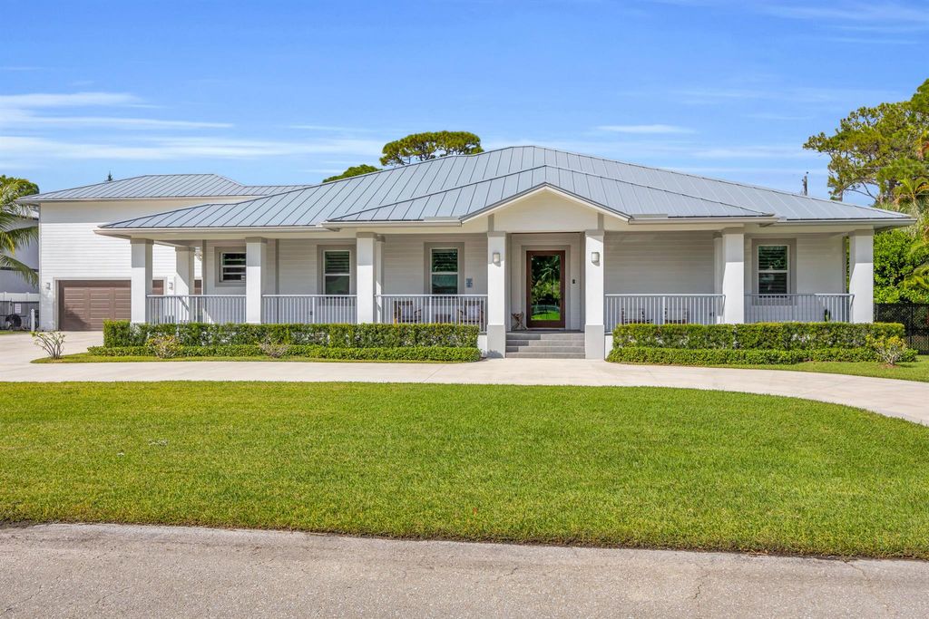 Photo of 5481 Hibiscus Road, Jupiter, FL 33458 (MLS # R11140425)