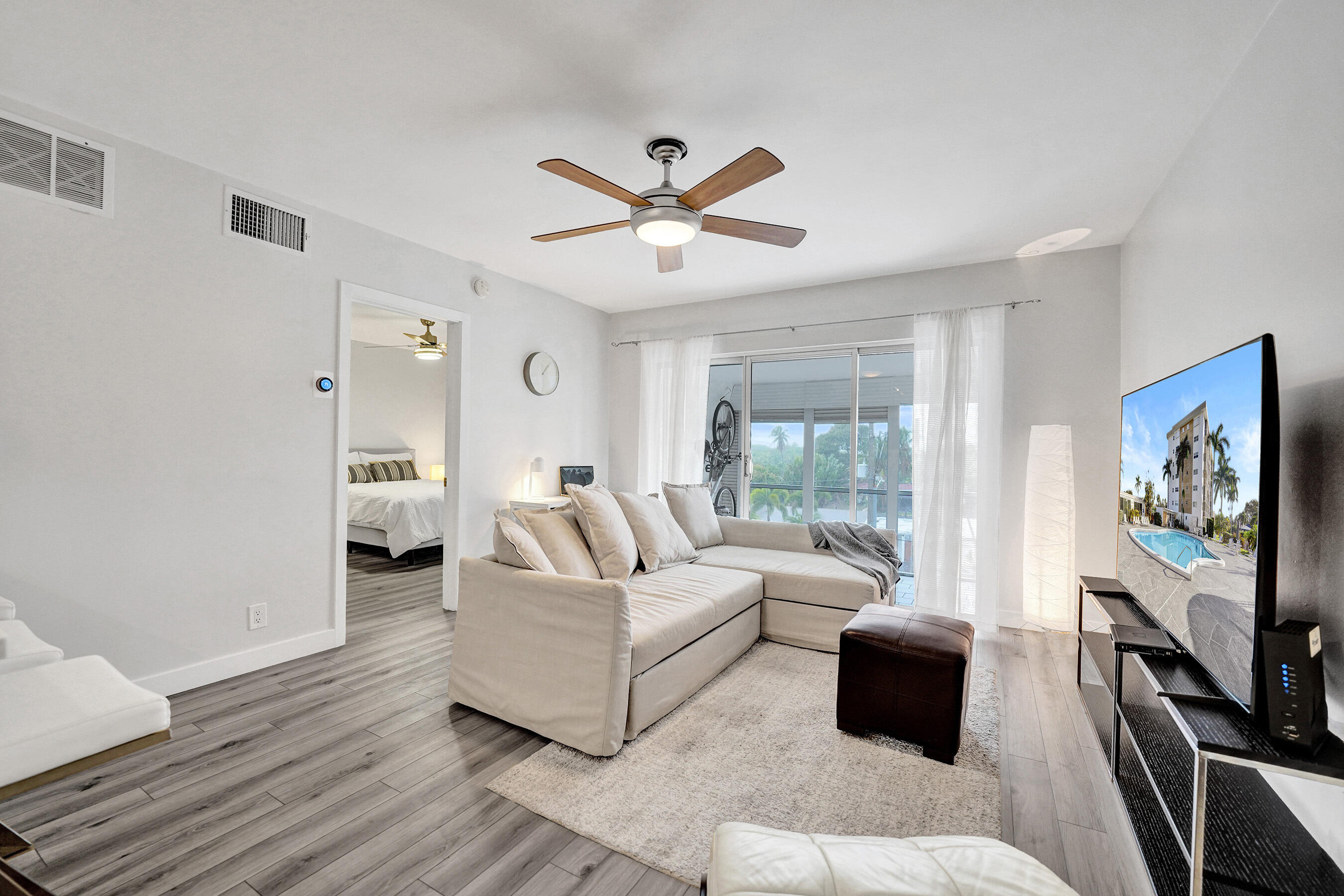 RIVER SHORES CONDO - Residential Lease