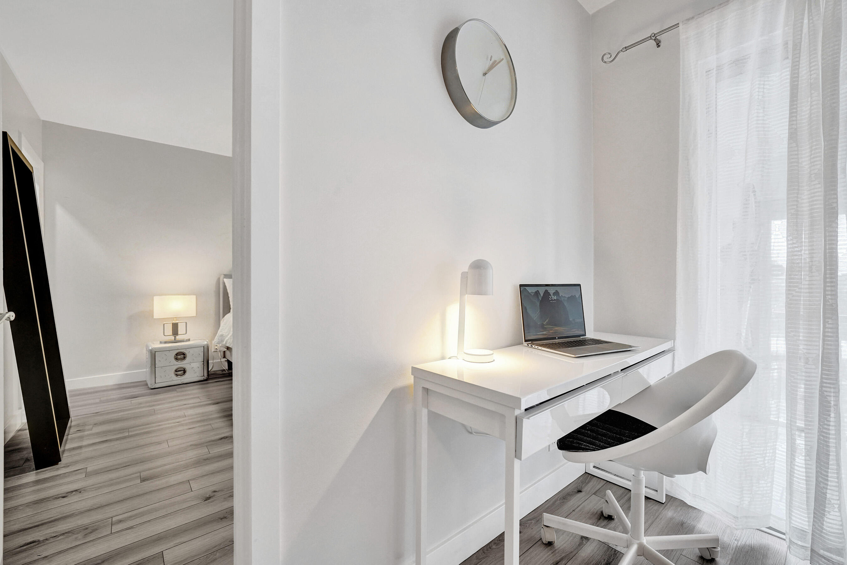 RIVER SHORES CONDO - Residential Lease