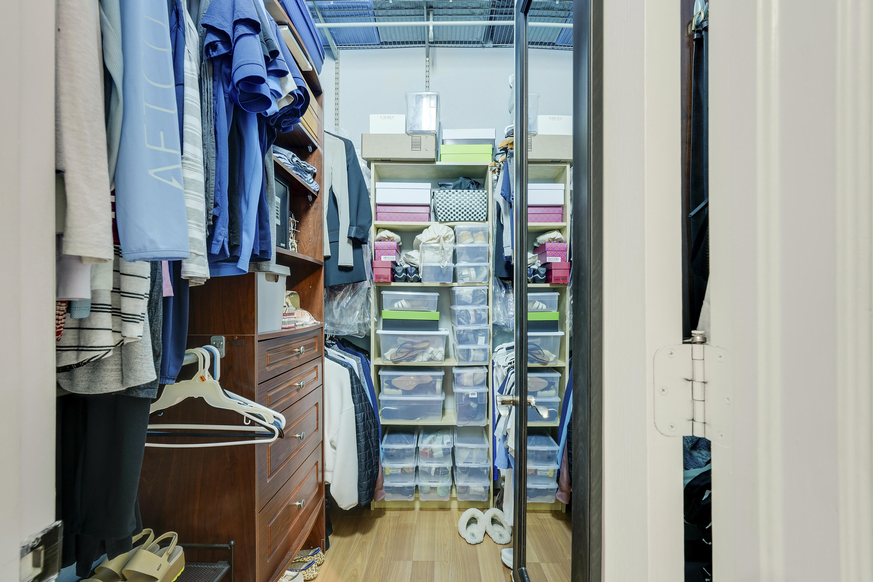 THOROUGHBRED LAKE ESTATES 1 - Residential Lease