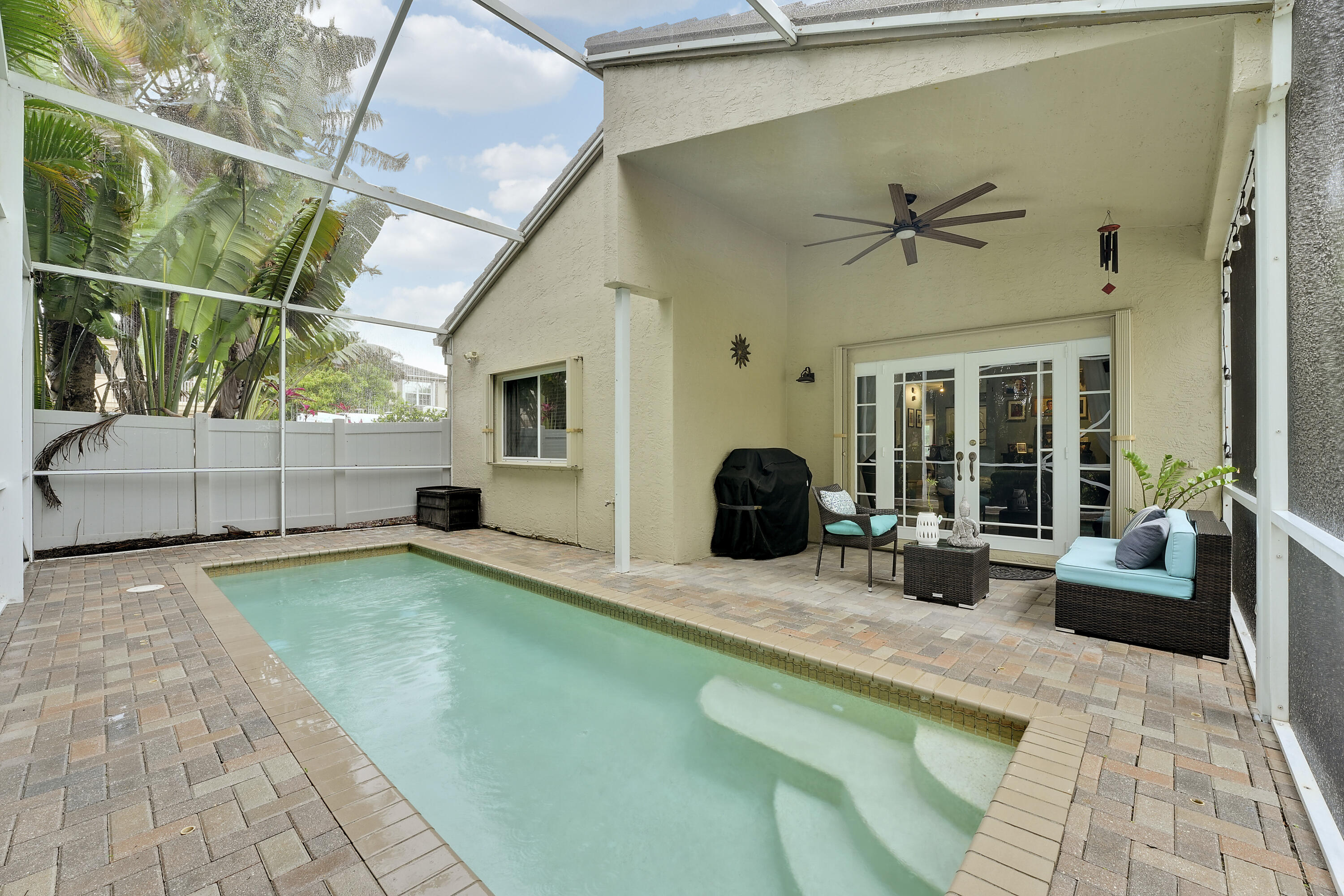 THOROUGHBRED LAKE ESTATES 1 - Residential Lease