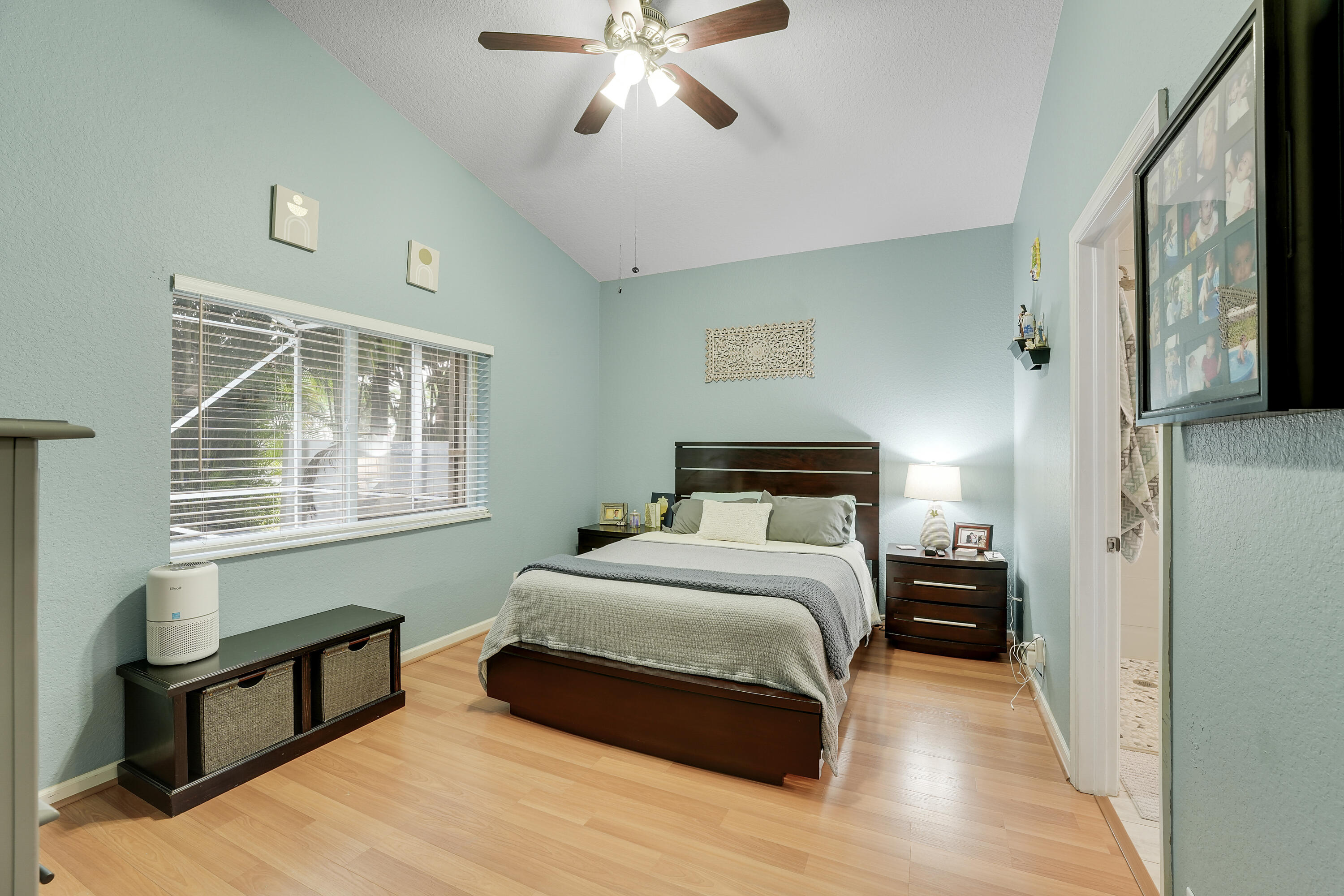 THOROUGHBRED LAKE ESTATES 1 - Residential Lease