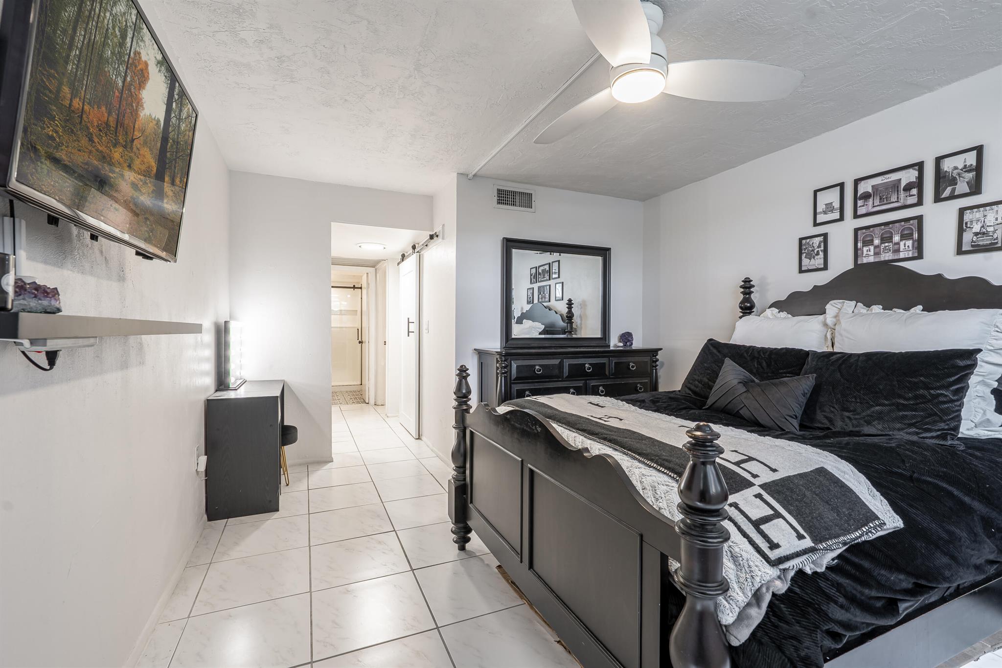 OMEGA CONDO NO 3 - Residential