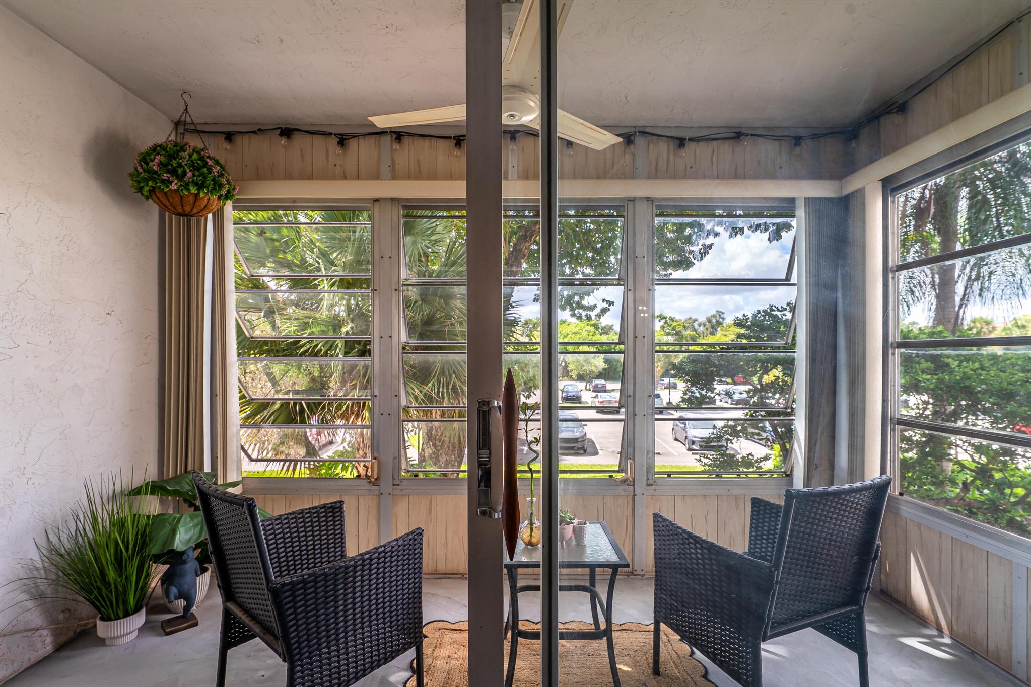 OMEGA CONDO NO 3 - Residential