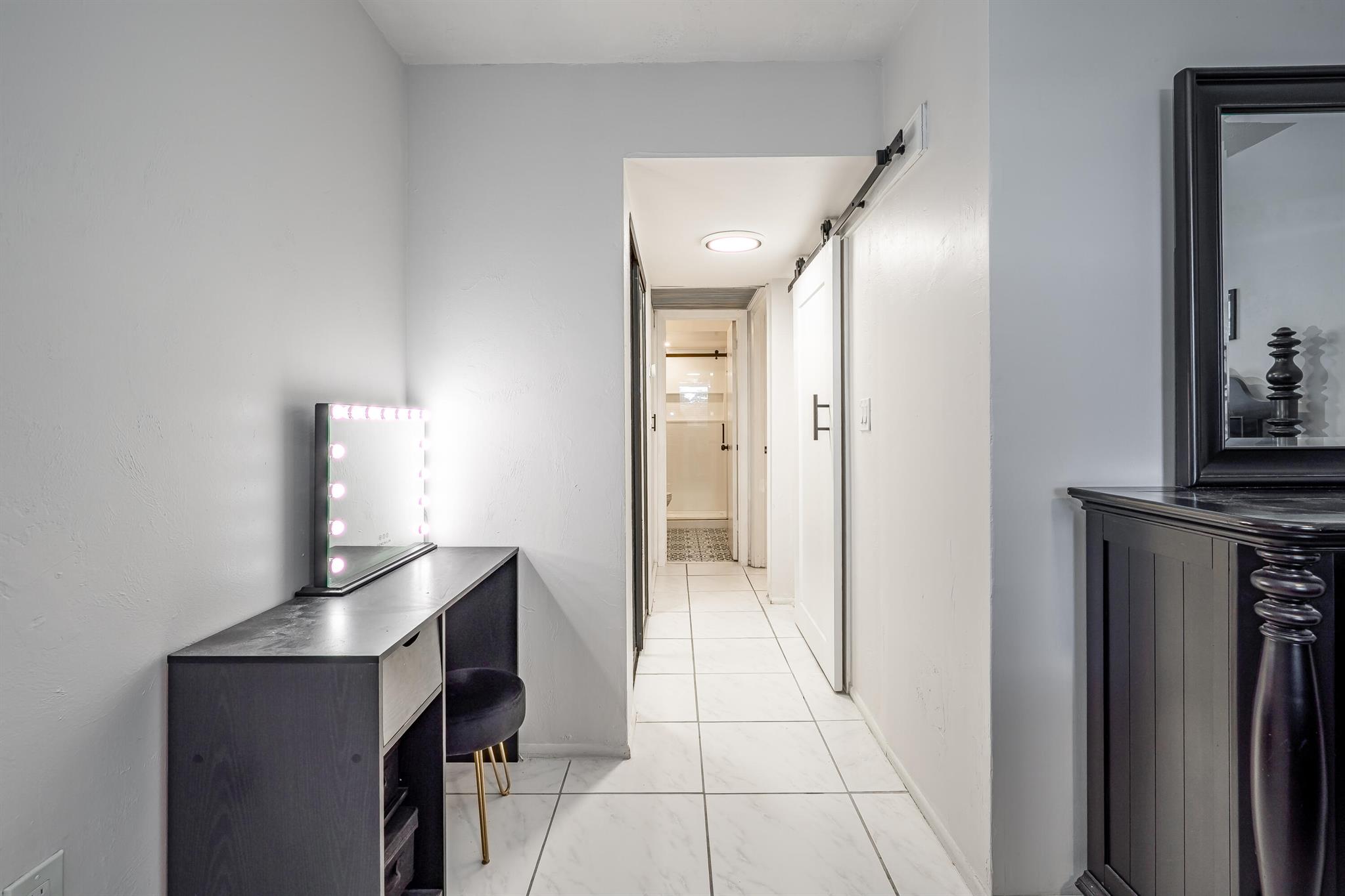 OMEGA CONDO NO 3 - Residential