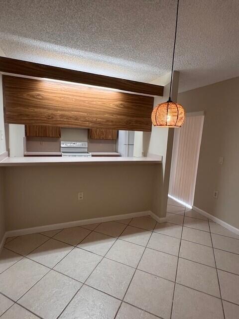 Village of Sandalwood Lak - Residential Lease