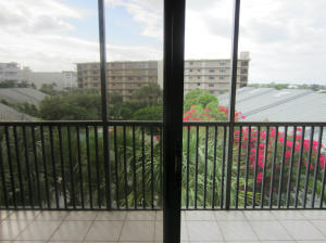 Lakewood At Palm Beach Co - Residential