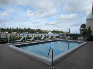 Lakewood At Palm Beach Co - Residential