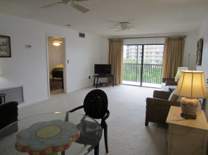 Lakewood At Palm Beach Co - Residential