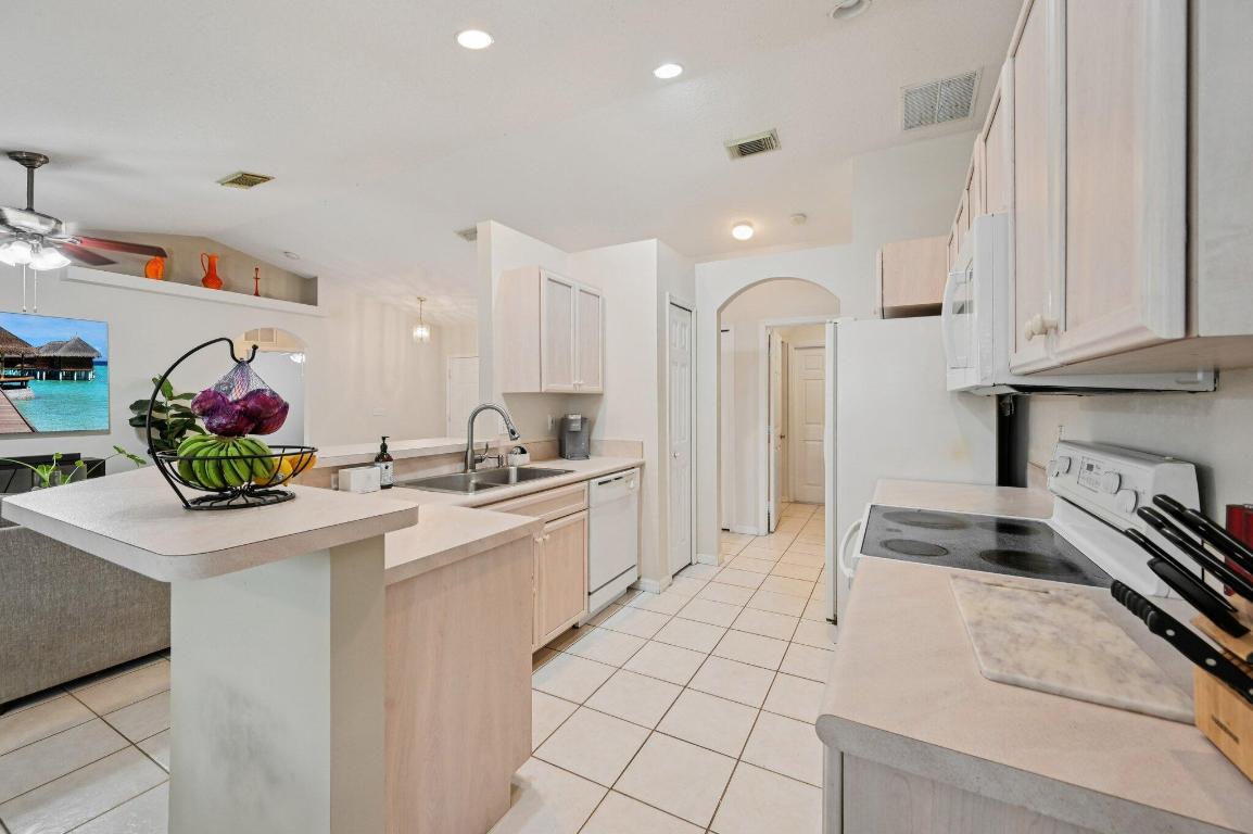 PORT ST LUCIE SECTION 44 - Residential