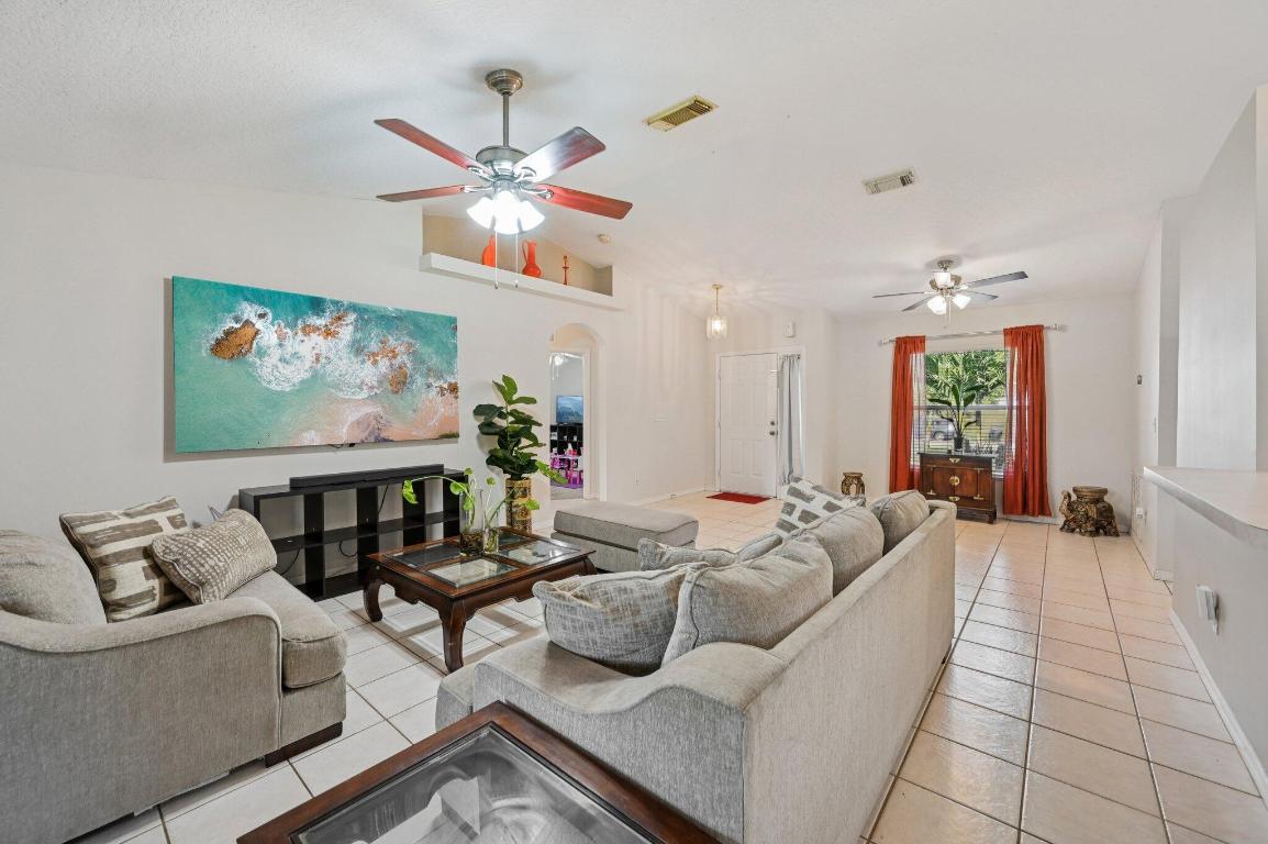 PORT ST LUCIE SECTION 44 - Residential