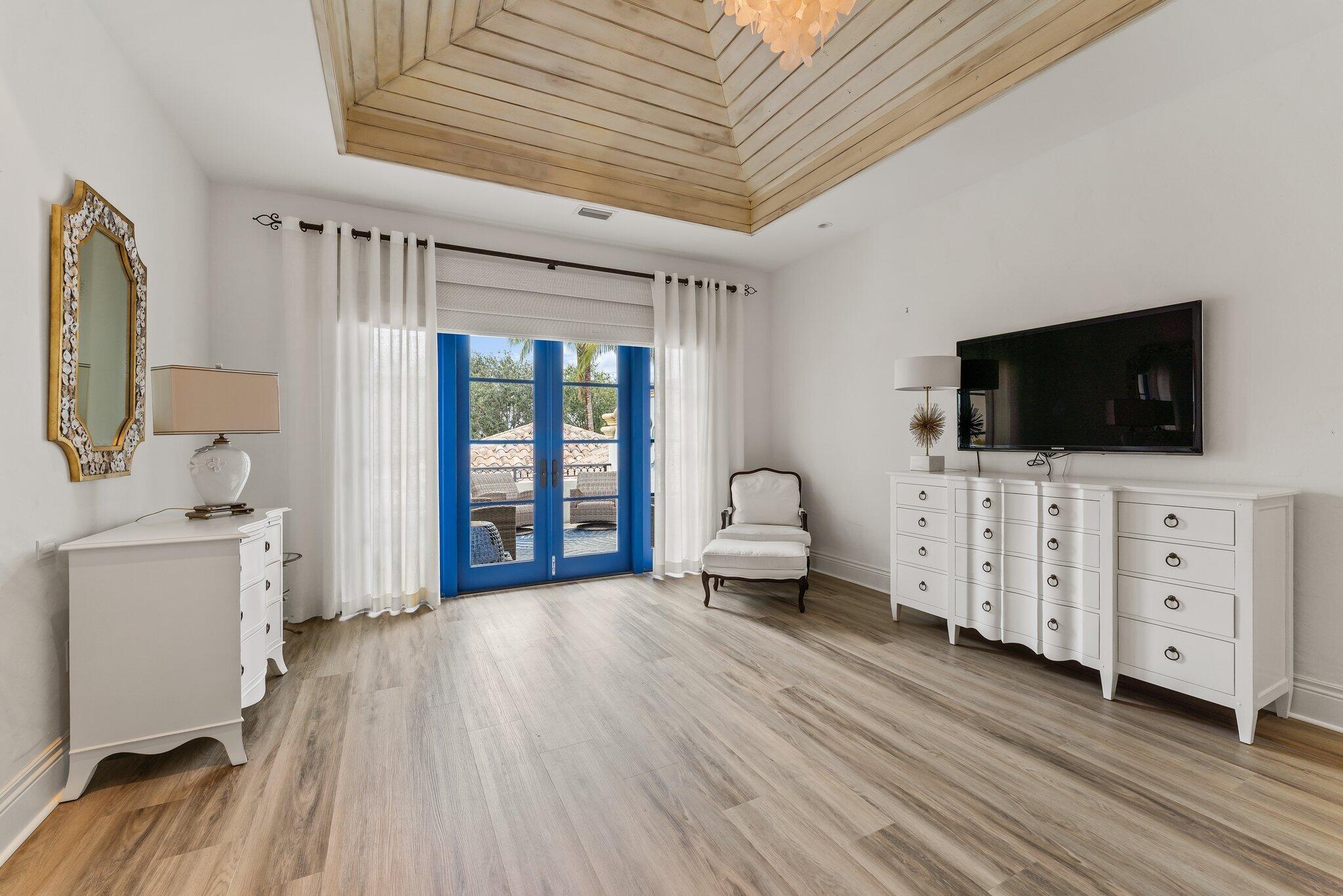 BEARS CLUB - Residential