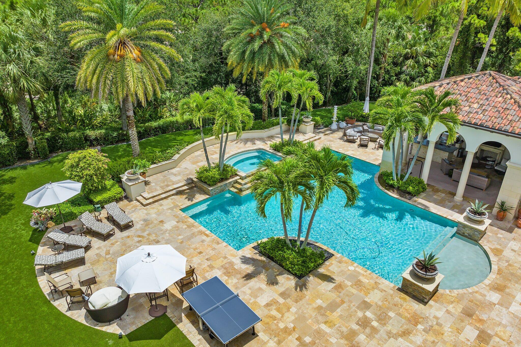 BEARS CLUB - Residential