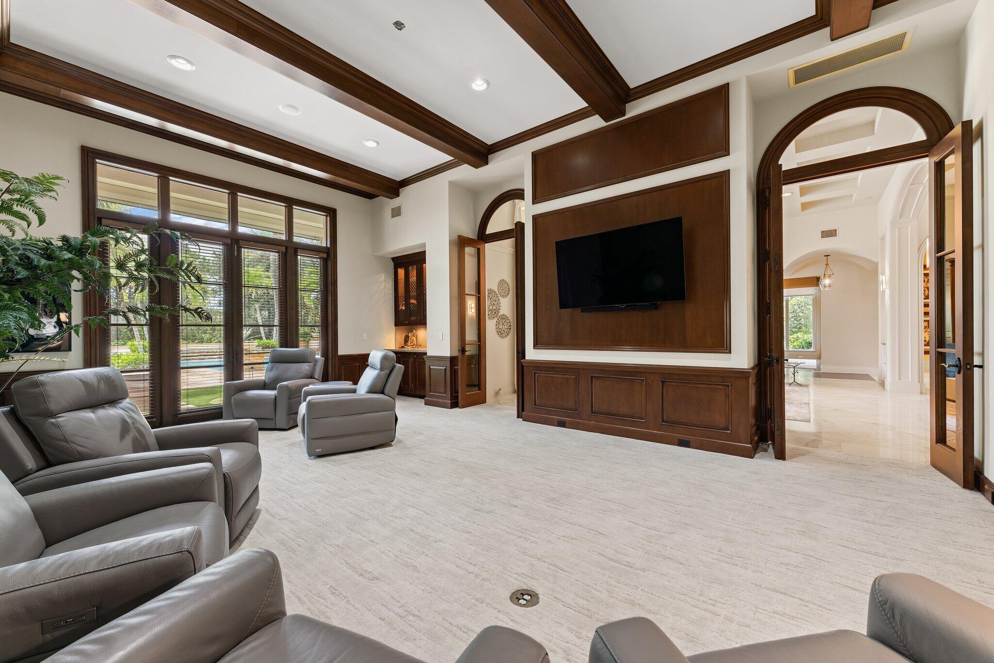 BEARS CLUB - Residential