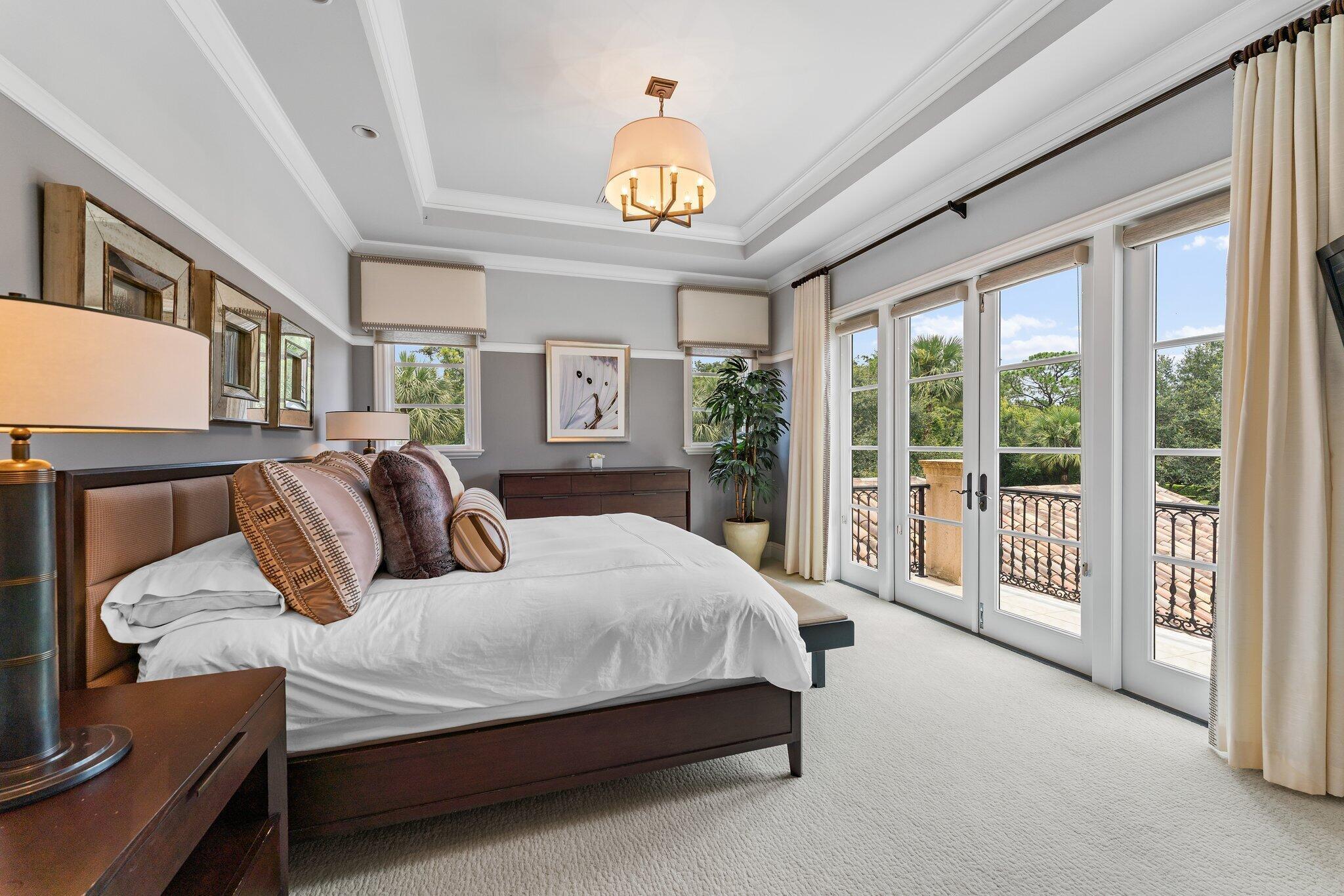 BEARS CLUB - Residential