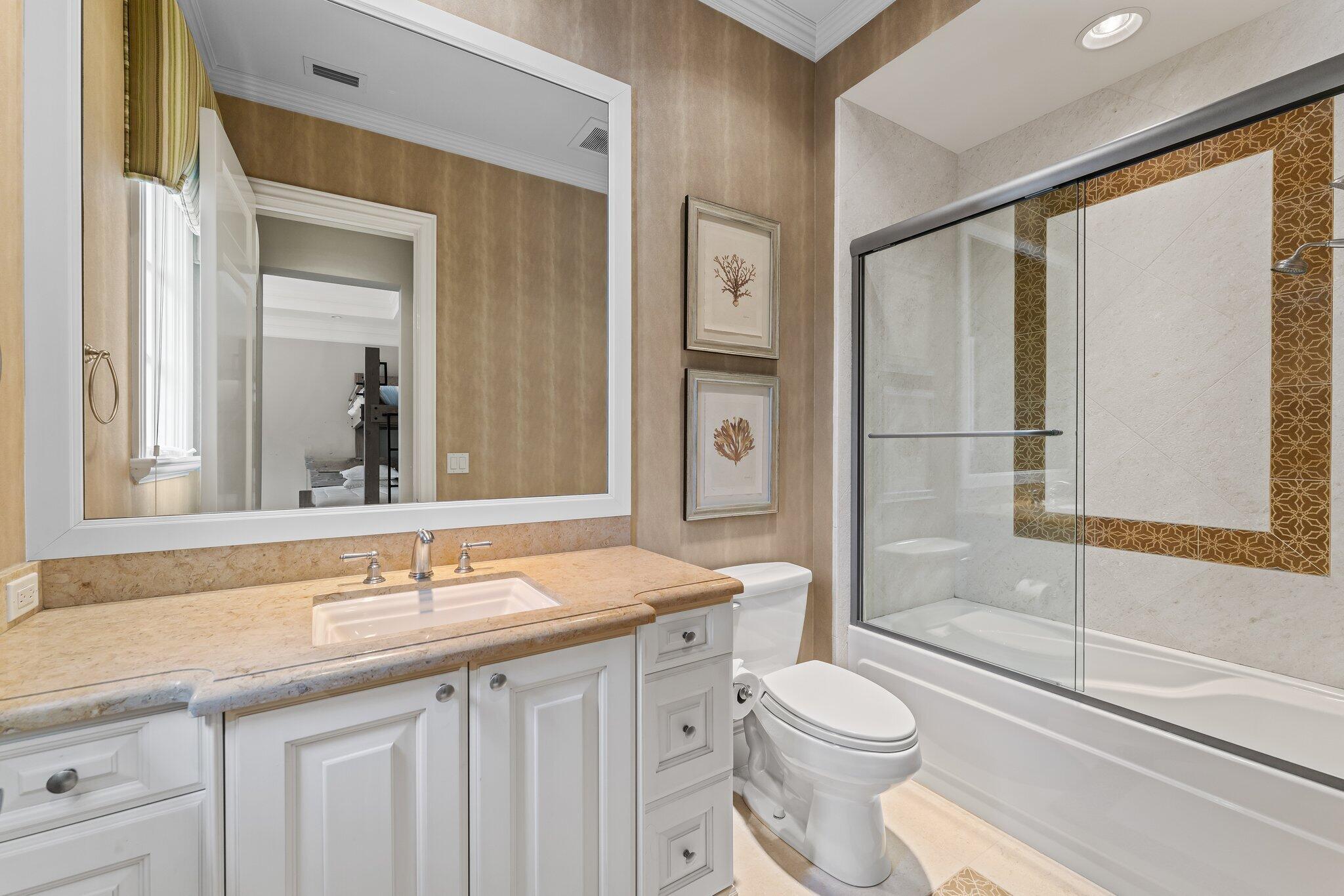 BEARS CLUB - Residential