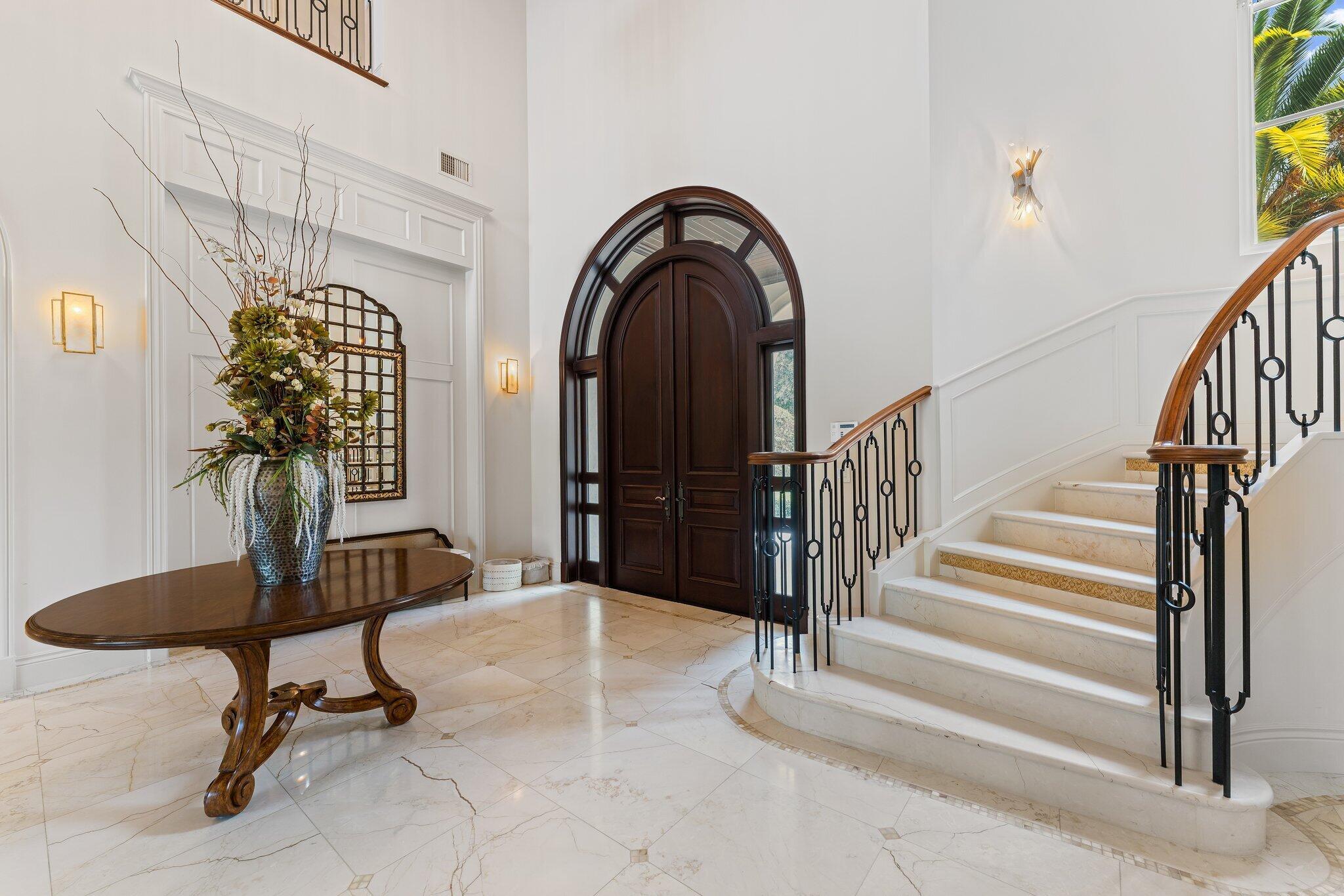 BEARS CLUB - Residential