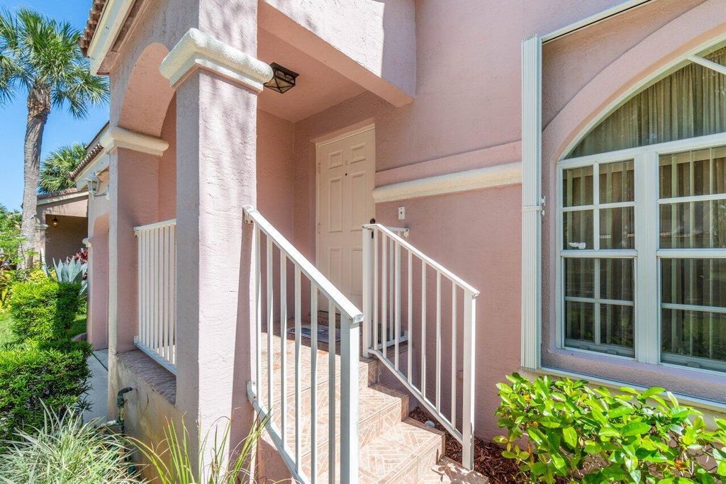 Photo of 7827 Oak Grove Circle, Lake Worth, FL 33467 (MLS # R10986203)