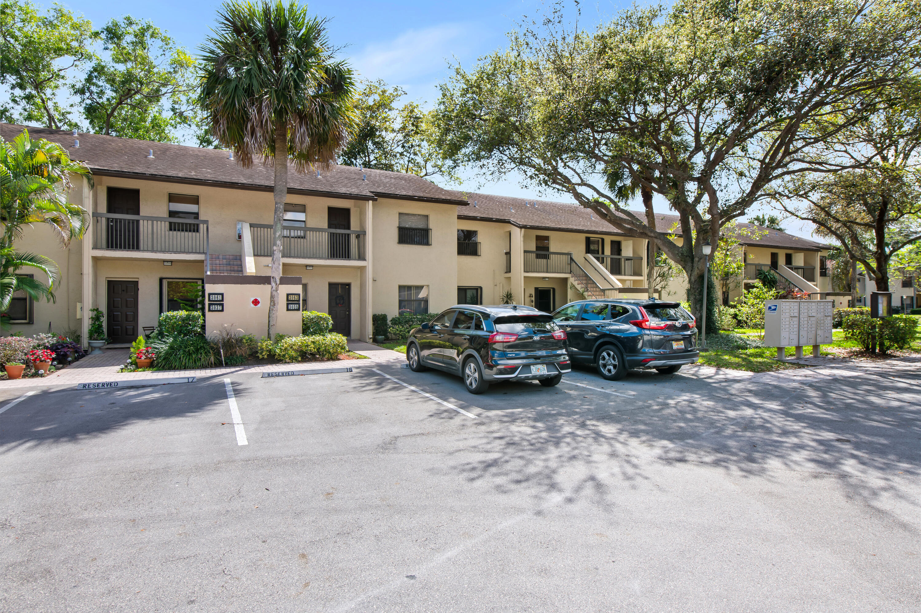 POND APPLE PLACE IV-A CONDO - Residential