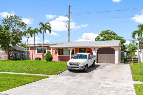 A home in Deerfield Beach