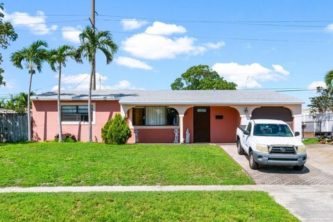 A home in Deerfield Beach